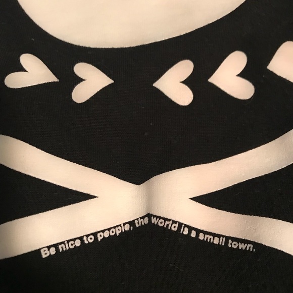 Royal Rabbit - Off the Shoulder Rabbit Design - Picture 2 of 3